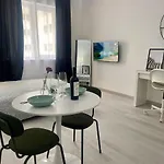 Apartment Sasha Collection At Rin Grand Bucharest