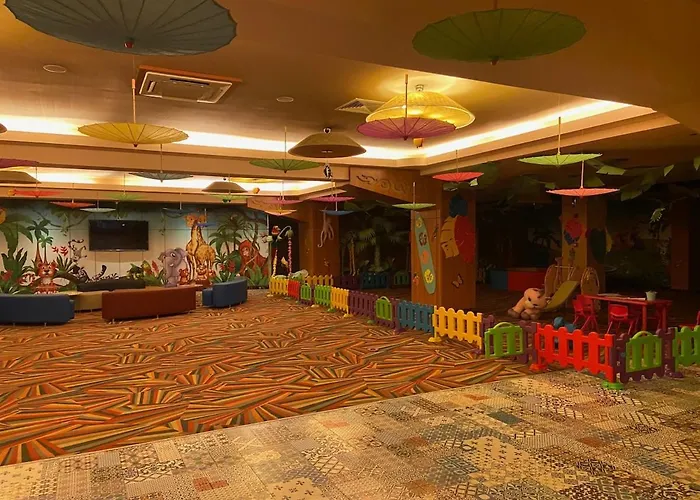 Sasha Collection At Rin Grand *