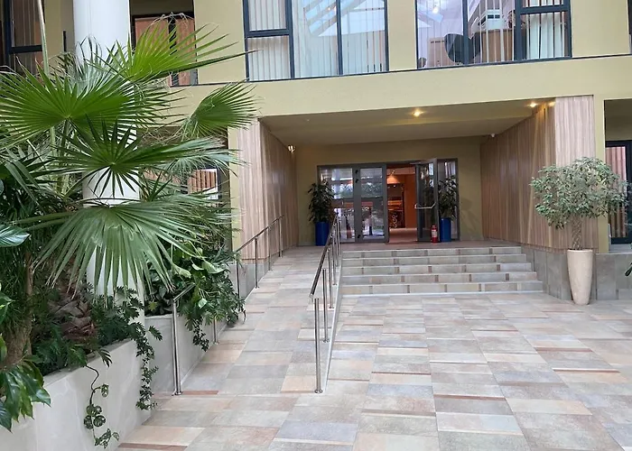 Sasha Collection At Rin Grand Апартаменти *